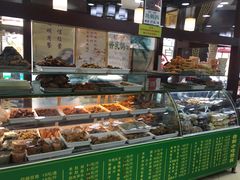 面包甜点陈列柜-白魁老号饭庄(交道口店)
