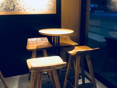 用餐区-星巴克(绍兴柯桥柯岩景区店)