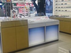 -荣视医眼镜(老车站店)