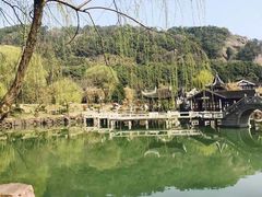 -灵岩山风景区