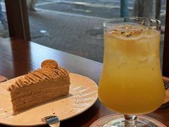 -C.Y Cafe