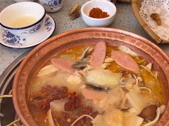 -阿婆情腊排骨火锅(金虹路店)