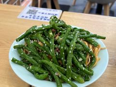 -钢阳酸菜红烧牛肉面(季乐路店)