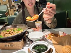 -费大厨辣椒炒肉(高铁吾悦广场店)