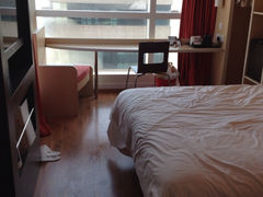 iphone_upload_pic-宜必思香港中上环酒店