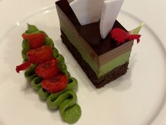 -塞纳河法国餐厅(意式风情街店)