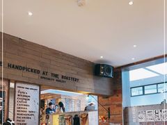 大堂-Vanilla Specialty Coffee(八大关店)