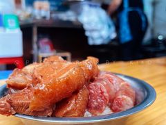 -梁阿婆廿年老牌扣肉糯米饭