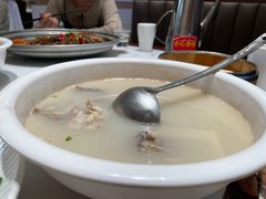 -梅利汴京烤鸭•开封豫菜地标店(东大街店)