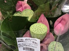 -资和信百货商场