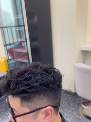 -东梵造型·烫发染发接发连锁SALON