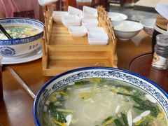 -香麒园·过桥米线·南湖雅宴