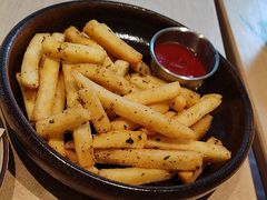 -龙治汉堡(中华城店)