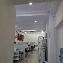 -蕾特恩专业祛痘·皮肤管理