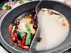 鸳鸯锅-老灶堂文创火锅(文艺路店)