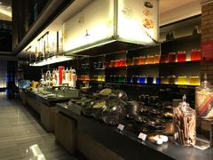 -唐拉雅秀酒店-西锦汇空中BBQ·思创餐厅
