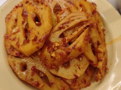 -堂瓦里·33年传统赣菜(第一街区店)