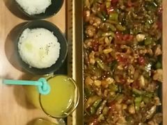 -肥肥虾庄·金牌油焖大虾(杨园滨江时代walk店)