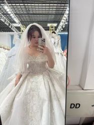 -NaNa婚纱礼服馆