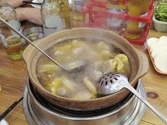 -广味炭炉鸡煲(宝业路分店)
