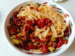 辣皮子肉拌面-巴依老爷新疆美食(工体旗舰店)