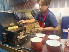 -席娜卡琳火车铁道夜市