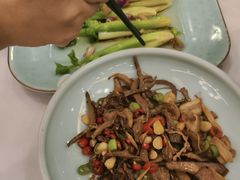 -围龙屋客家食府(福田店)