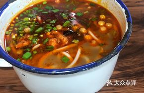 Pot-braised Mushroom Mixed Flower Rice Noodles