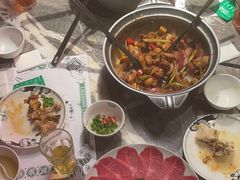 -禄婶鸡煲·打边炉
