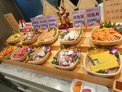 -山焱·炭火自助烤肉(周浦万达店)