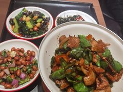 -顺溜·手工刀削面·黑金店(铜锣湾店)