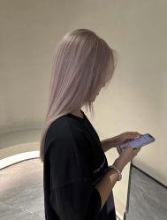 -丝语萱形象