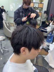 -藤野造型烫染·漂发