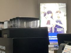 -瑞幸咖啡(岗厦北地铁站东区店)