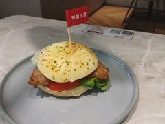 -必胜客(上海新南方商城PH店)