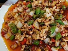 -大众跷脚牛肉馆·非遗传承单位(峨眉山店)