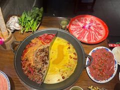 -萍姐火锅·公路夜市(武汉首店)