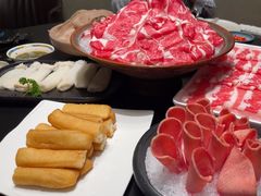 -鲜入唯煮·港式海鲜牛肉火锅(金宝街店)