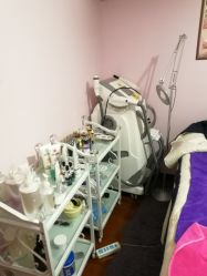 -杉惠素颜美妆皮肤管理中心