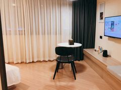 -成都太古里总府王府井亚朵X酒店