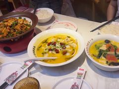 -渝是乎川渝小炒(新世界百货望京店)