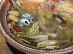 -菌小白火锅(时尚天河店)