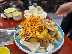 -菌之家·专业纯野生菌火锅·特色炒菌