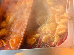 -老牌坊云南鱼豆花火锅(爱建店)