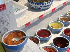 -东巴婆婆云南鱼豆花火锅(大东门店)