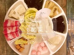 -鸡遇虾煲干锅火锅(小寨金莎店)