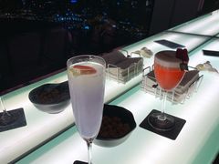 -OZONE 顶楼酒吧(香港丽思卡尔顿酒店)