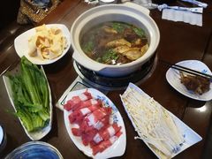 -亿诣蝎府炸酱面羊蝎子火锅(酷车小镇店)