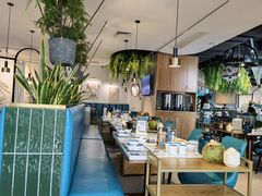 大堂-三个椰子·现砍椰子鸡(金源CBD店)