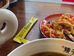 -矮子粉店1985·长沙米粉(湘春路店)